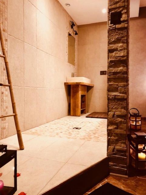 Domaine De Vandenesse Et Spa ภายนอก รูปภาพ