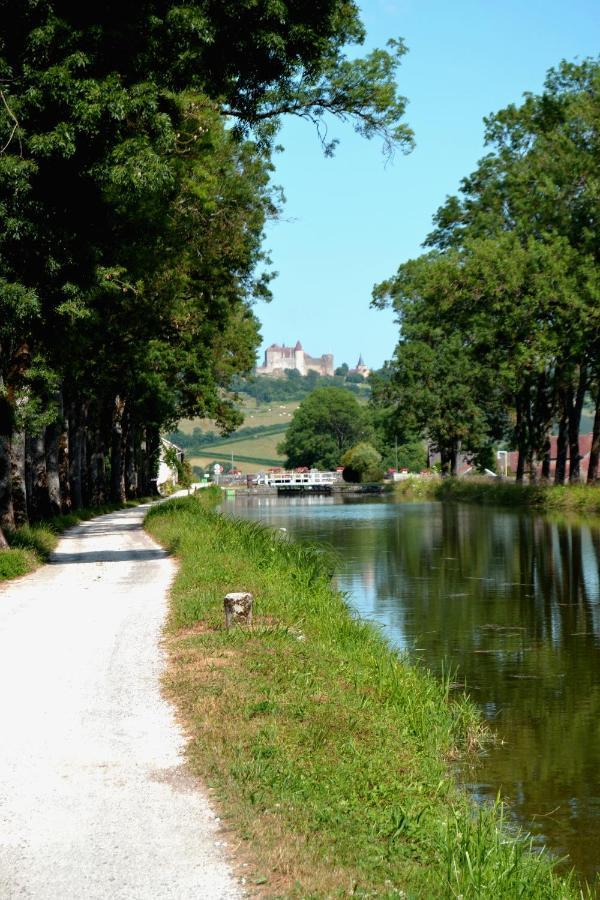 Domaine De Vandenesse Et Spa ภายนอก รูปภาพ