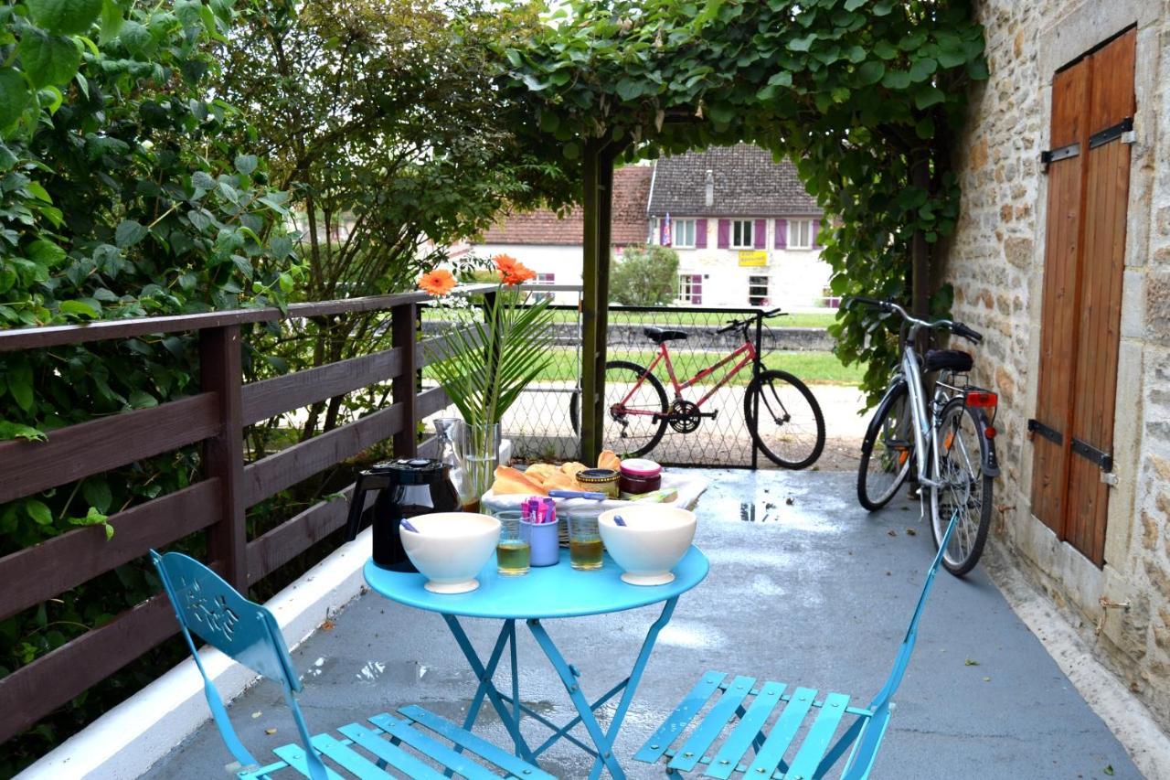 Domaine De Vandenesse Et Spa ภายนอก รูปภาพ