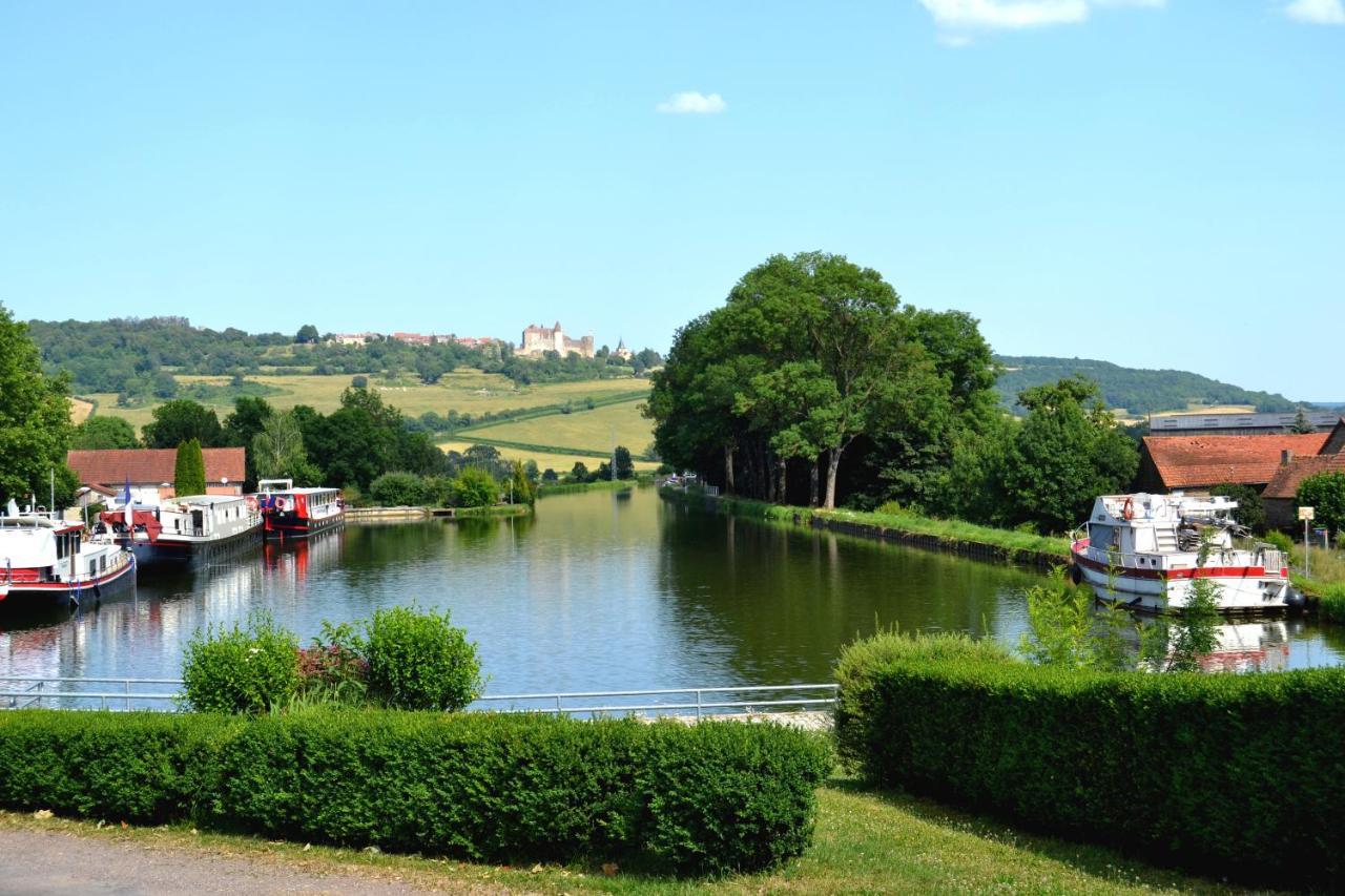 Domaine De Vandenesse Et Spa ภายนอก รูปภาพ
